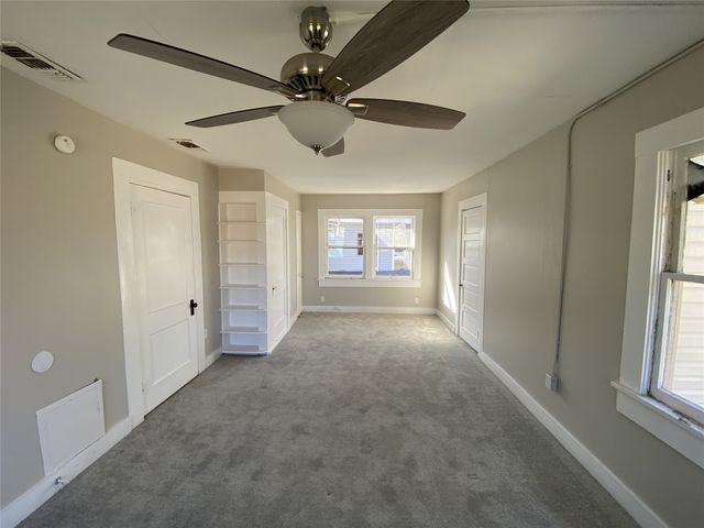 1068 College Street, Shreveport, LA 71104