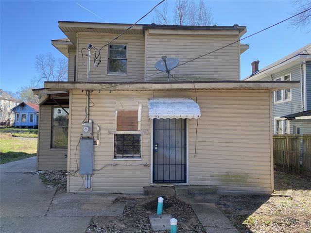 1068 College Street, Shreveport, LA 71104