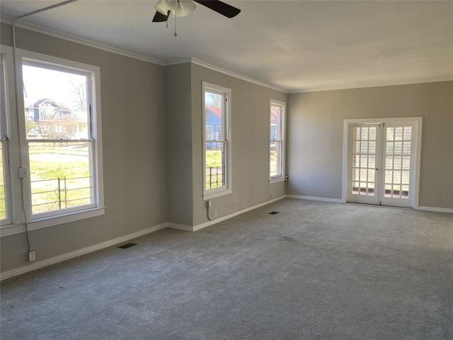 1068 College Street, Shreveport, LA 71104