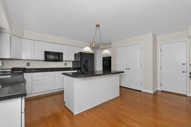 960 Dustwhirl Drive, Union, KY 41091