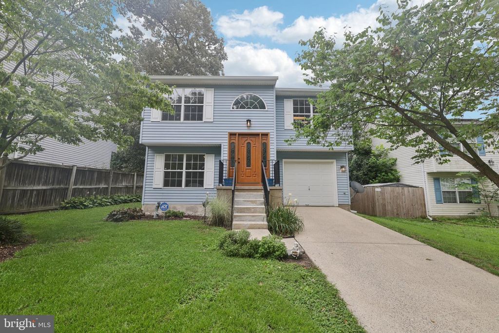 975 10TH ST, Pasadena, MD 21122