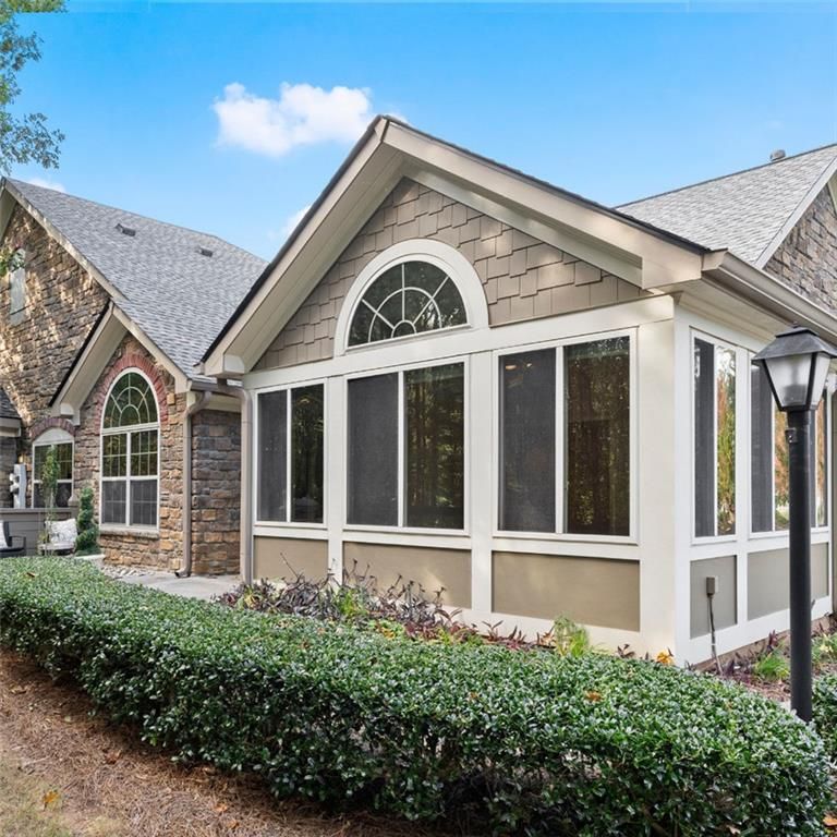 5300 Stone Village NW Circle 6, Kennesaw, GA 30152