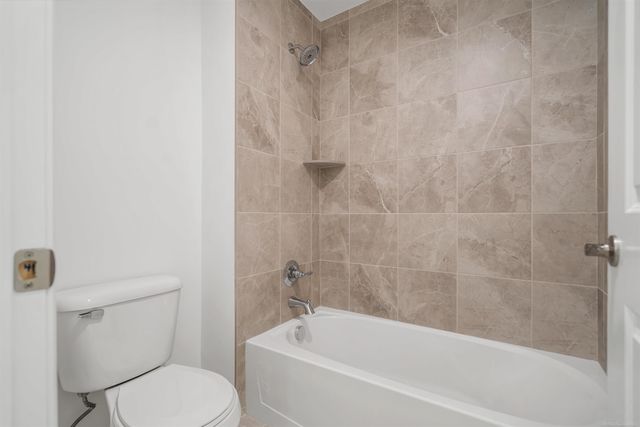 55735 Bay Oaks Court 5, Shelby Twp, MI 48315