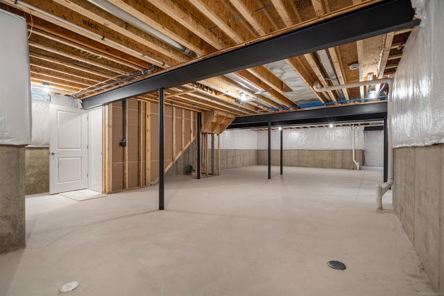 55735 Bay Oaks Court 5, Shelby Twp, MI 48315