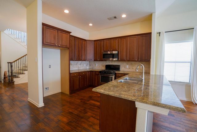 6047 Yale Street, Houston, TX 77076