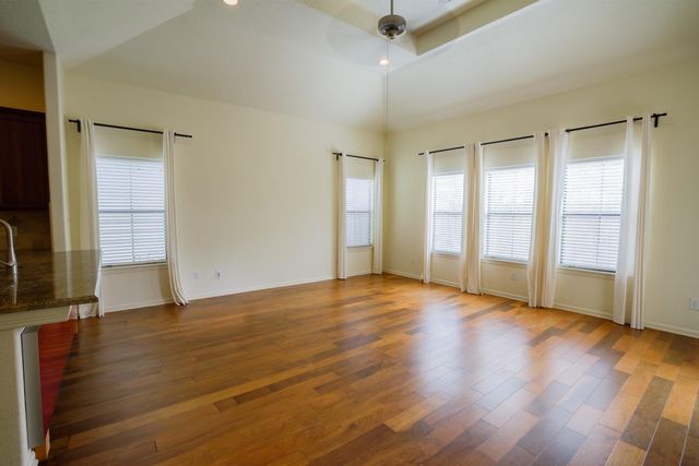 6047 Yale Street, Houston, TX 77076