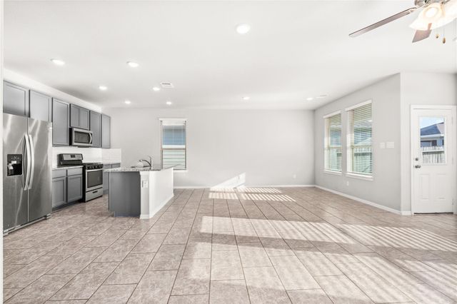 25606 Northpark Spruce Drive, Porter, TX 77365
