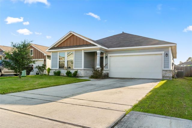 25606 Northpark Spruce Drive, Porter, TX 77365