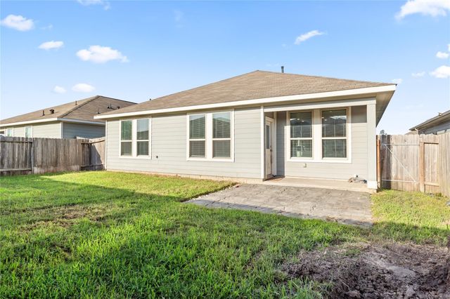 25606 Northpark Spruce Drive, Porter, TX 77365
