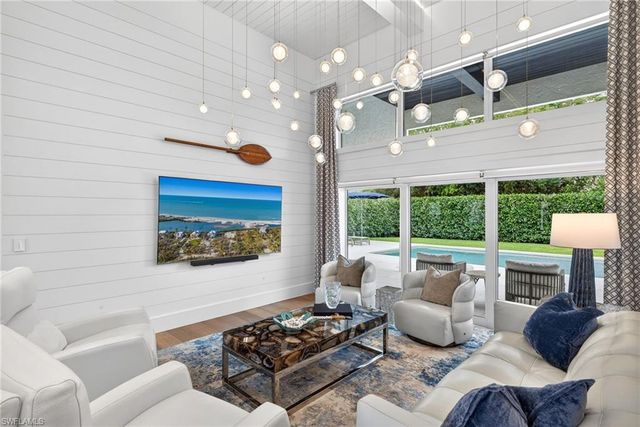 812 TALLOW TREE CT, Naples, FL 34108