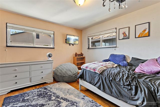 1229 Browns Point Boulevard, Tacoma, WA 98422