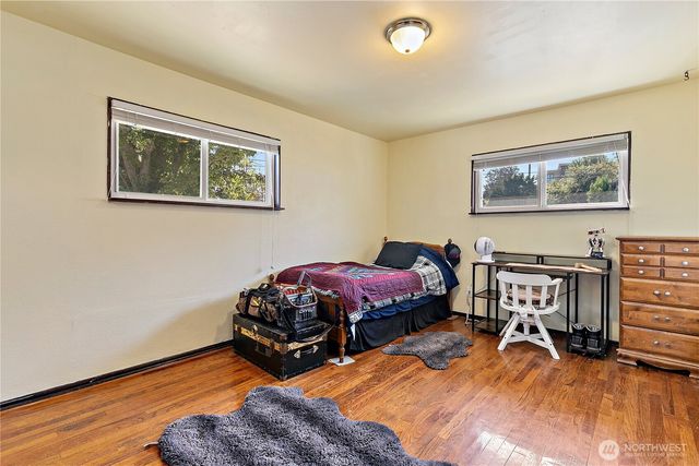 1229 Browns Point Boulevard, Tacoma, WA 98422