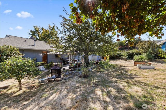 1229 Browns Point Boulevard, Tacoma, WA 98422