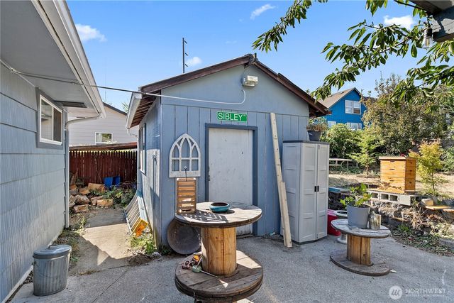 1229 Browns Point Boulevard, Tacoma, WA 98422