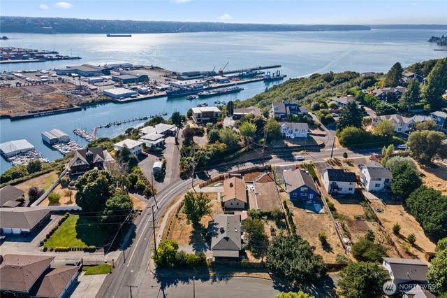 1229 Browns Point Boulevard, Tacoma, WA 98422