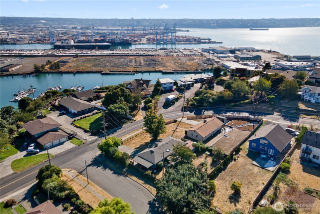 1229 Browns Point Boulevard, Tacoma, WA 98422