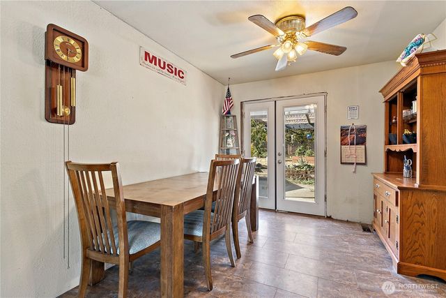 1229 Browns Point Boulevard, Tacoma, WA 98422