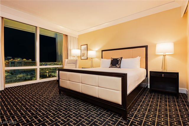 2000 Fashion Show Drive 3526, Las Vegas, NV 89109