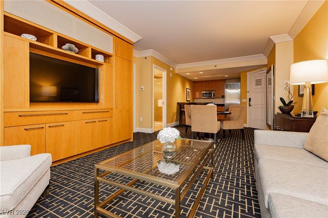 2000 Fashion Show Drive 3526, Las Vegas, NV 89109