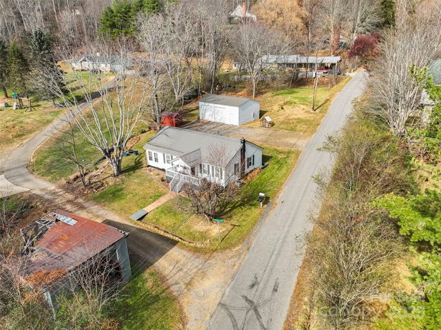 10 Birds Eye View, Burnsville, NC 28714
