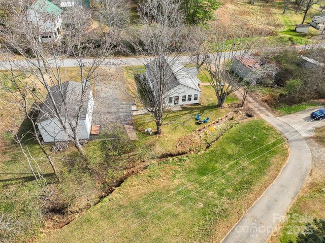10 Birds Eye View, Burnsville, NC 28714