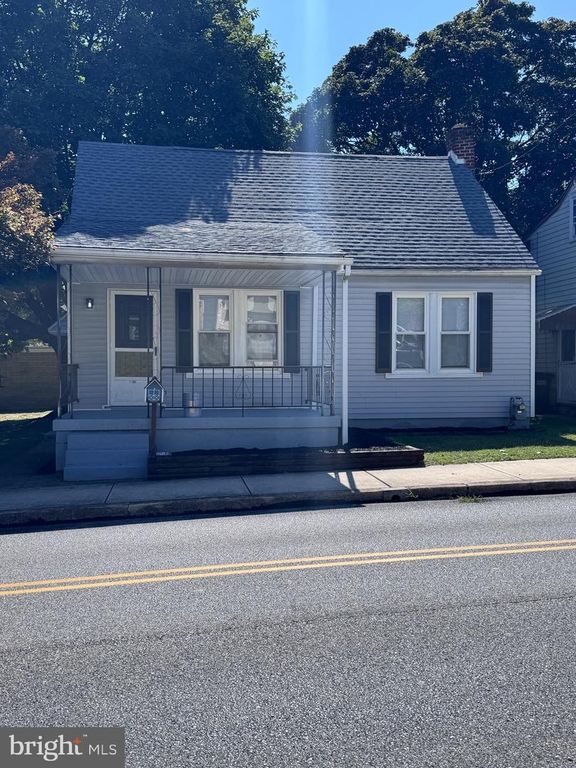 1108 W COLLEGE AVE, York, PA 17404