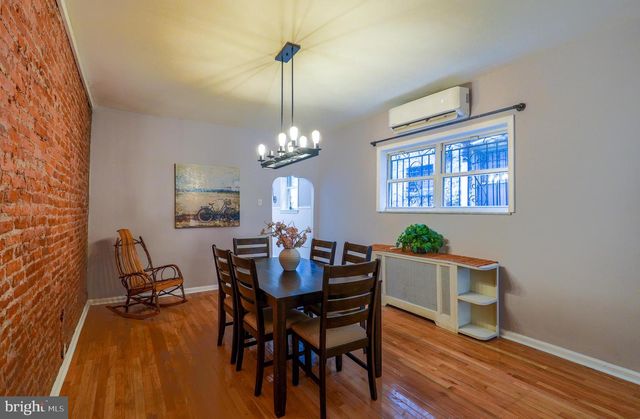 1415 S 8TH ST, Philadelphia, PA 19147