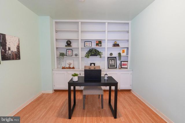 1415 S 8TH ST, Philadelphia, PA 19147