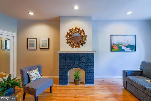 1415 S 8TH ST, Philadelphia, PA 19147