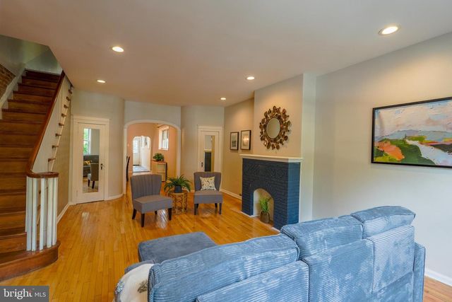 1415 S 8TH ST, Philadelphia, PA 19147