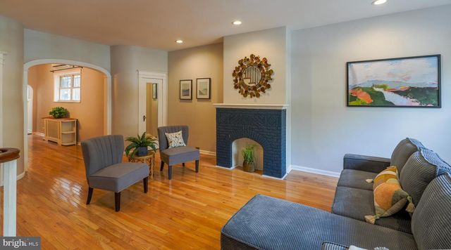1415 S 8TH ST, Philadelphia, PA 19147