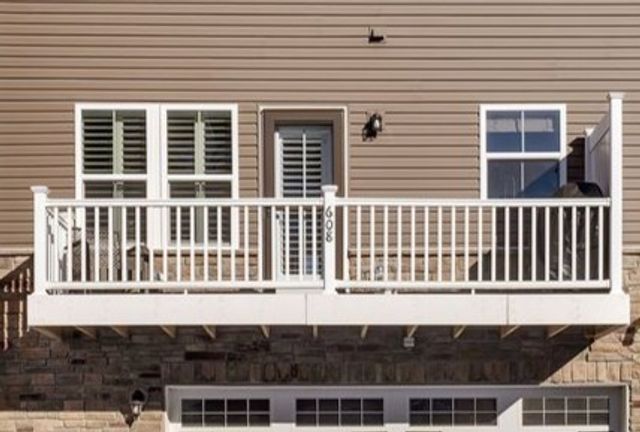 608 Amarth Ln, Cranberry Twp, PA 16066