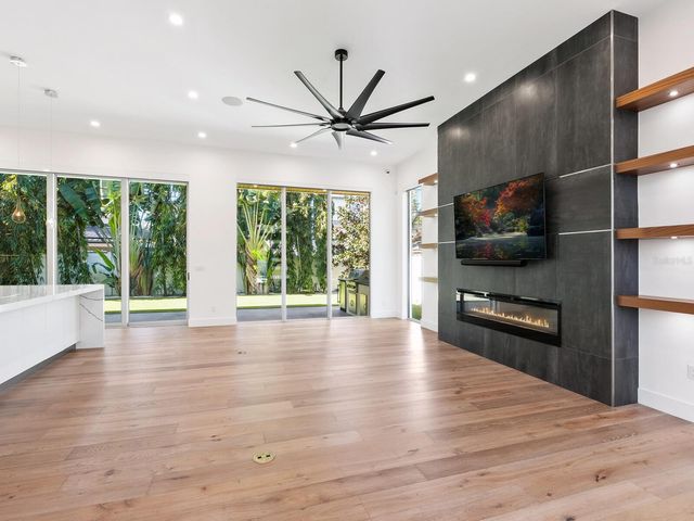 2624 MULBERRY TERRACE, Sarasota, FL 34239