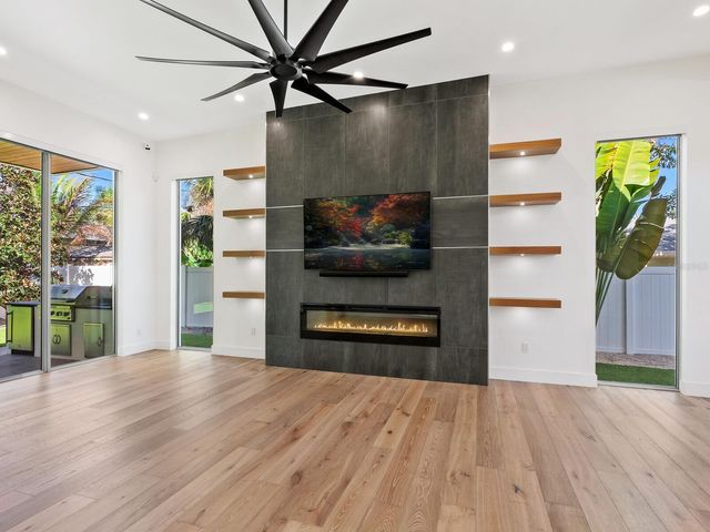 2624 MULBERRY TERRACE, Sarasota, FL 34239