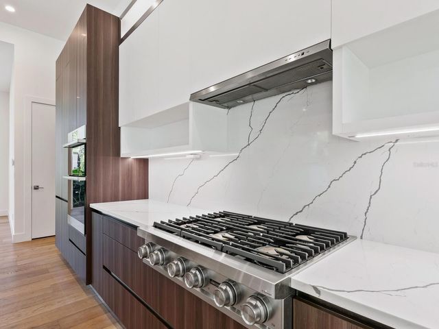 2624 MULBERRY TERRACE, Sarasota, FL 34239