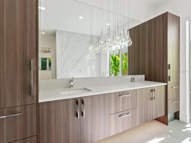 2624 MULBERRY TERRACE, Sarasota, FL 34239