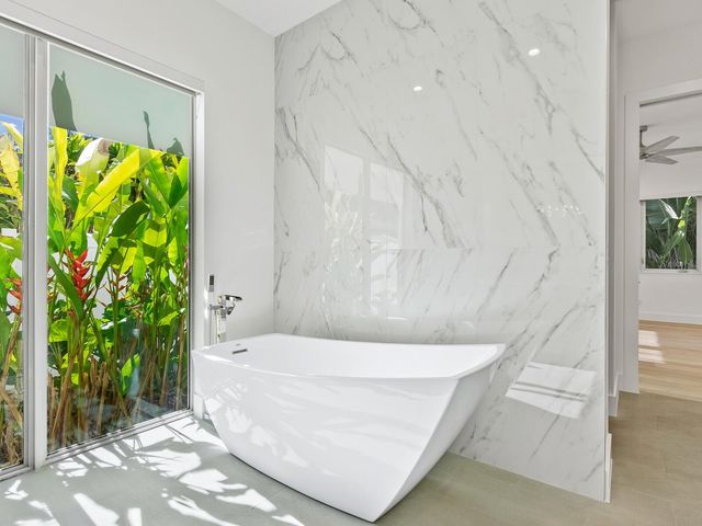 2624 MULBERRY TERRACE, Sarasota, FL 34239