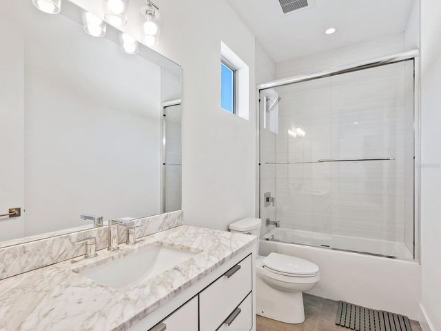 2624 MULBERRY TERRACE, Sarasota, FL 34239