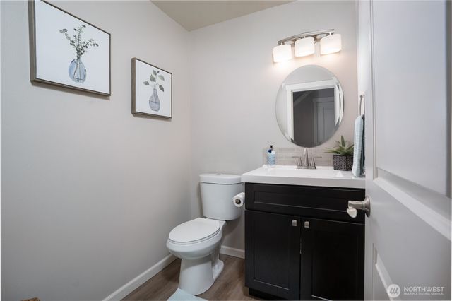 1952 S 371st Pl, Federal Way, WA 98003