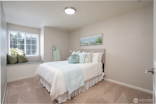 1952 S 371st Pl, Federal Way, WA 98003