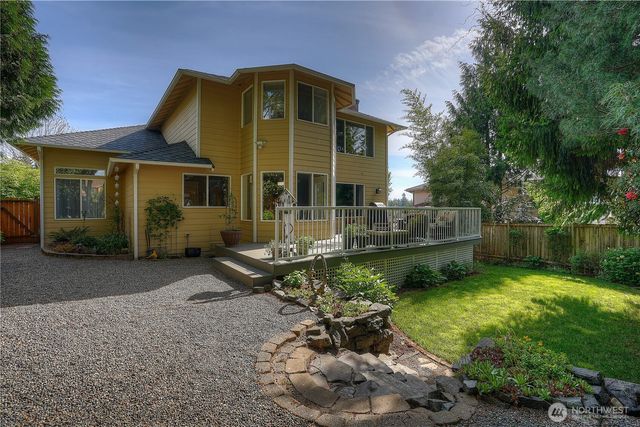 1952 S 371st Pl, Federal Way, WA 98003