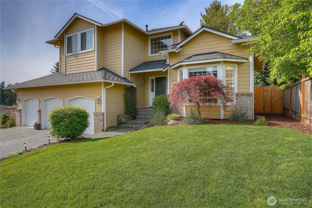1952 S 371st Pl, Federal Way, WA 98003