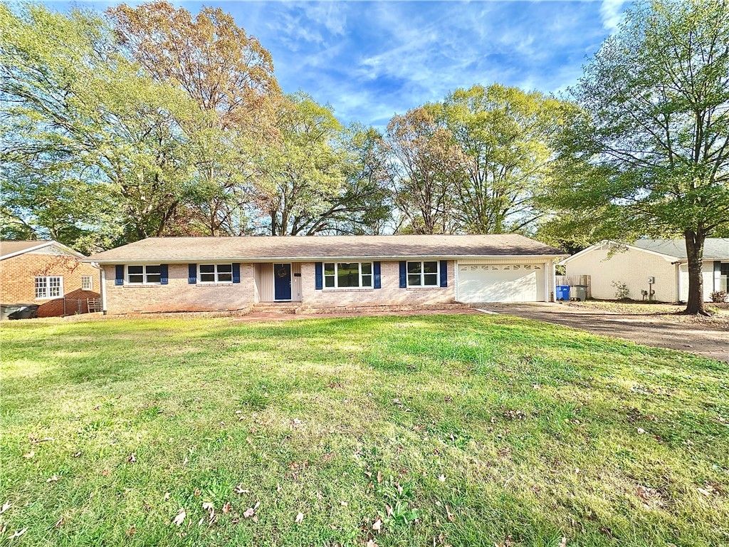 10 Stradley Terrace, Greenville, SC 29617