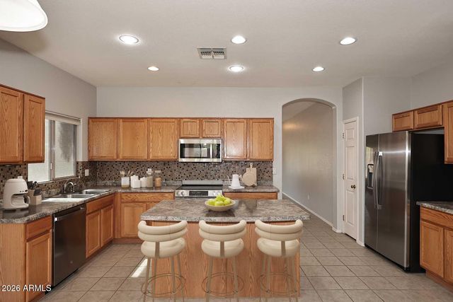 44006 W VENTURE Lane, Maricopa, AZ 85139