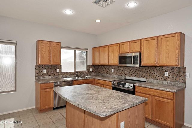 44006 W VENTURE Lane, Maricopa, AZ 85139