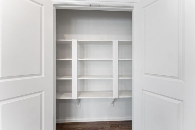 2850 Paradise Ridge Way, Conroe, TX 77301