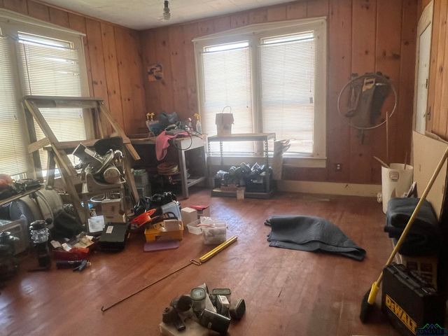 105 Nathan Street, Marshall, TX 75670