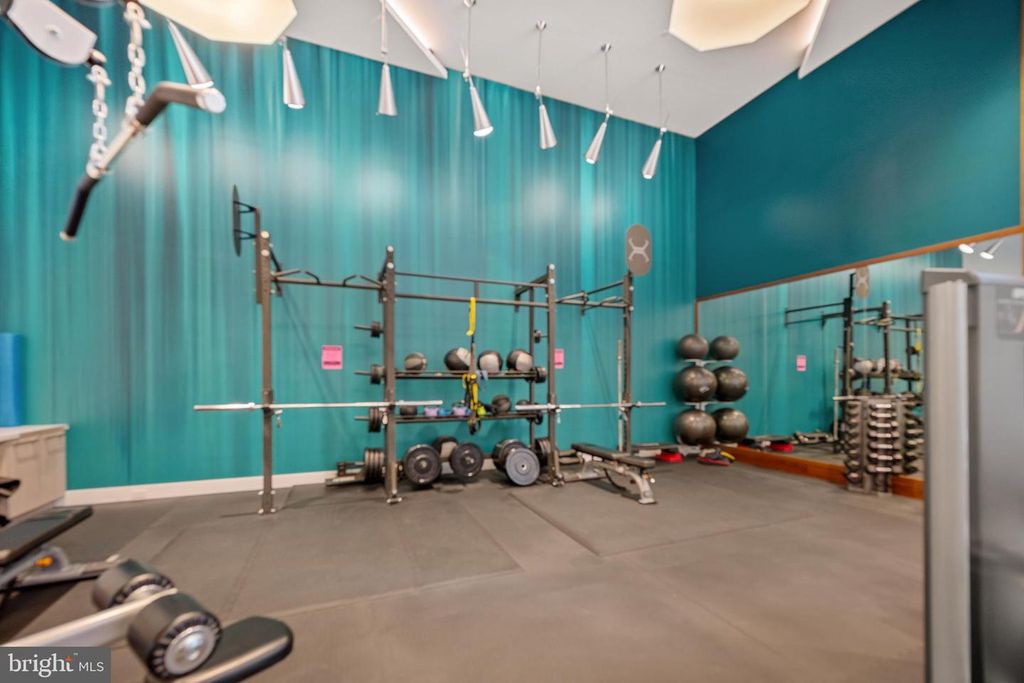 Image 22 of property listing at 145 RIVERHAVEN DR #352, Oxon Hill, MD 20745