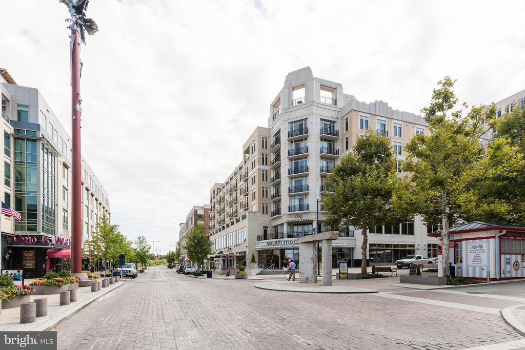 Image 52 of property listing at 145 RIVERHAVEN DR #352, Oxon Hill, MD 20745