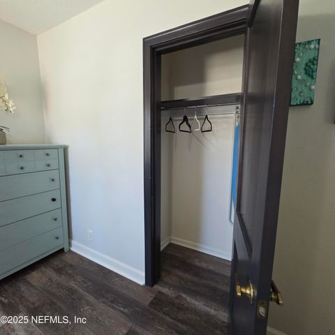 1228 GLEN LAURA Road, Jacksonville, FL 32205